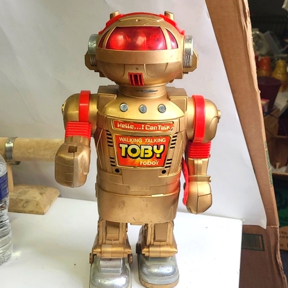 Vintage 1980s Toby Robot